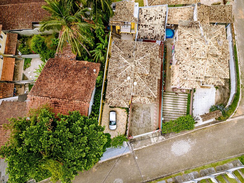 Aconchegante casa com piscina