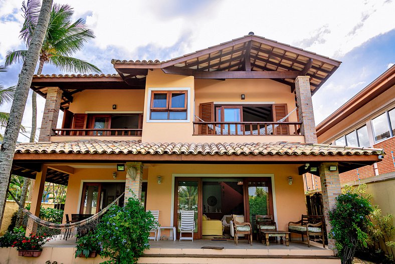 Belíssima casa - Pé na Areia, com Jacuzzi.