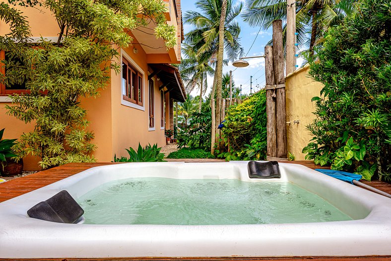 Belíssima casa - Pé na Areia, com Jacuzzi.