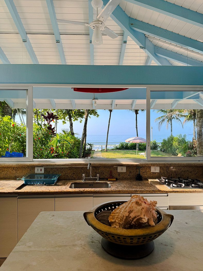 Casa Pé na Areia na Praia da Lagoinha em Ubatuba