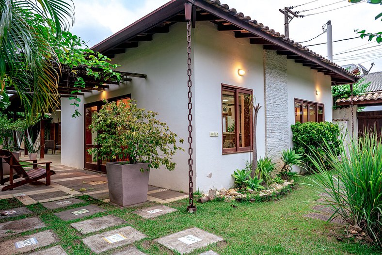 Deslumbrante casa de alto padrão na praia de Barequeçaba