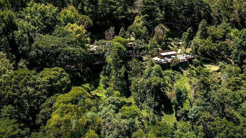 Fabulosa Villa dos Chalés em Campos do Jordão - 01