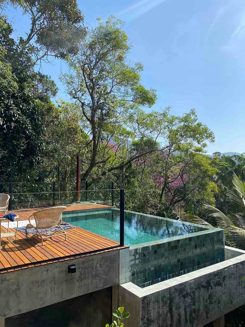 Luxo e Conforto com Vista para o Mar em Ubatuba