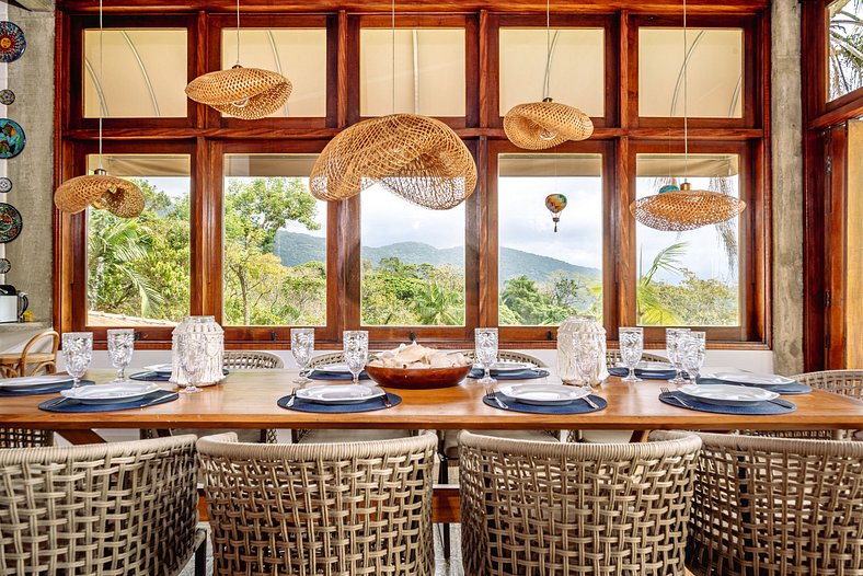 Luxo e Conforto com Vista para o Mar em Ubatuba