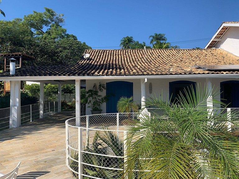 Paraíso em Ubatuba – Casa aconchegante com Vista Incrível