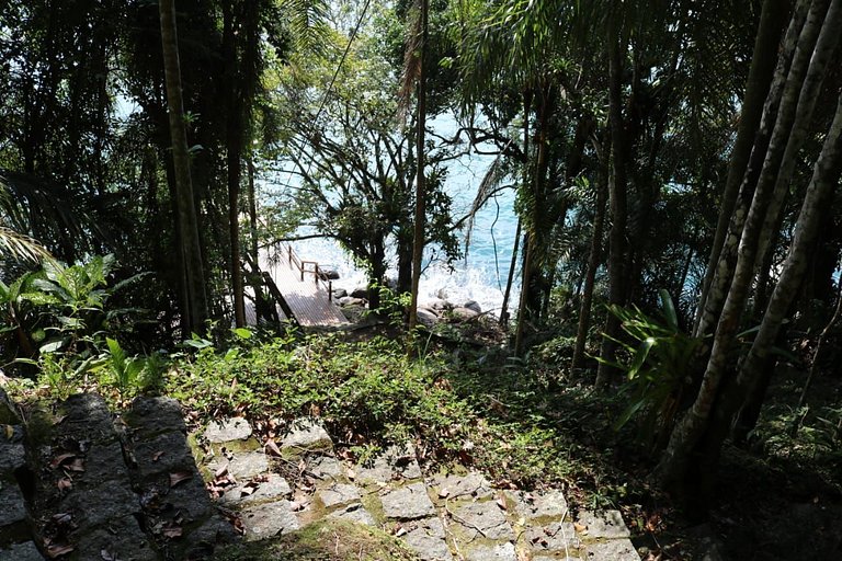 Paraíso em Ubatuba – Casa aconchegante com Vista Incrível